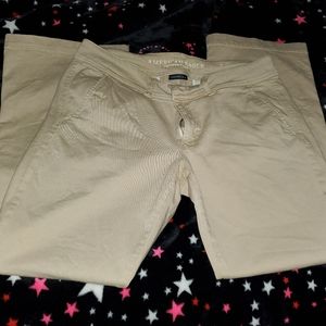 American Eagle khaki pants size 12 Short